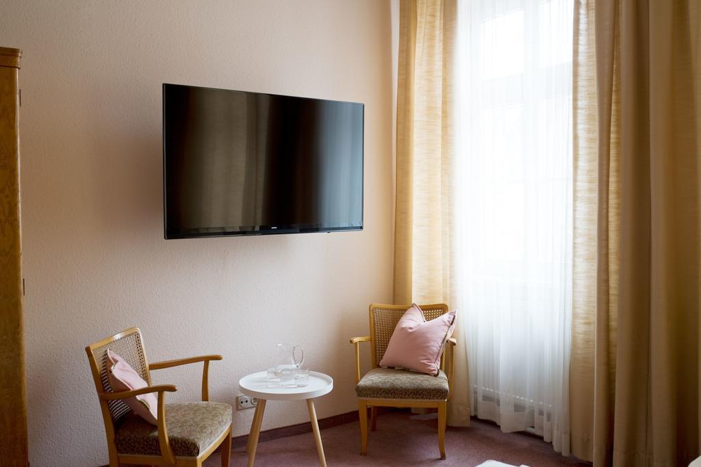 Fink Low Budget Rooms Wien Exterior foto